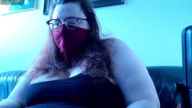 Snapshot of DoubleCherryBombXO chatting on 5, 2, 2025 DoubleCherryBombXO online show from 5, 2, 2025