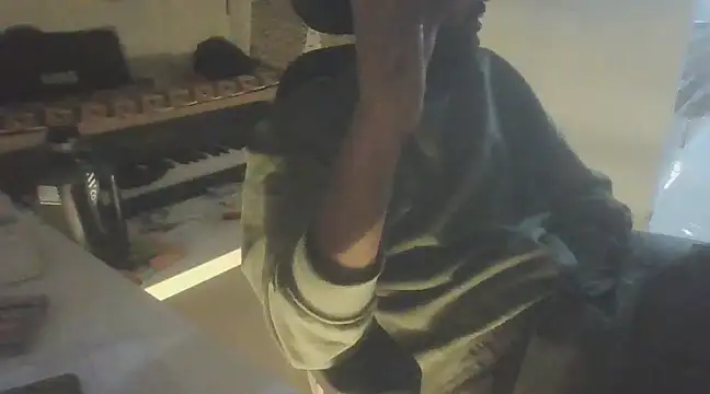 dominanthubby online show from 3, 12, 2024