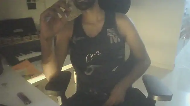 dominanthubby online show from 5, 12, 2024