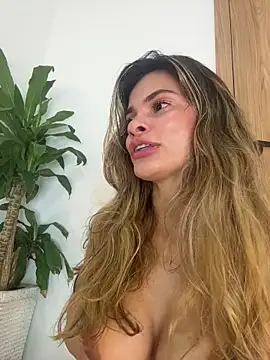 cuteluci  online show from 8, 6, 2026
