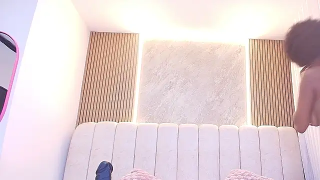 kata hazel online show from 20, 3, 2026