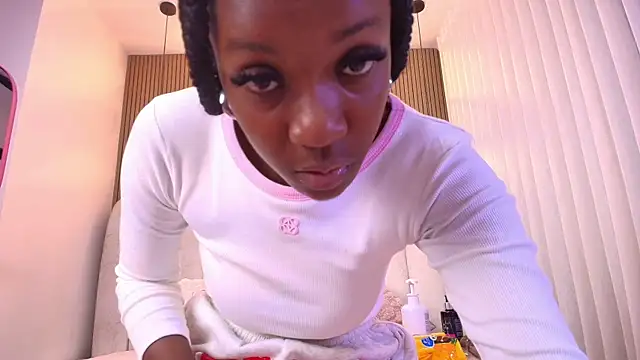 Snapshot of kata_hazel chatting on 11, 6, 2026 kata hazel online show from 11, 6, 2026