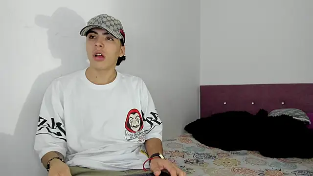 HeellBoy  online show from 18, 12, 2025