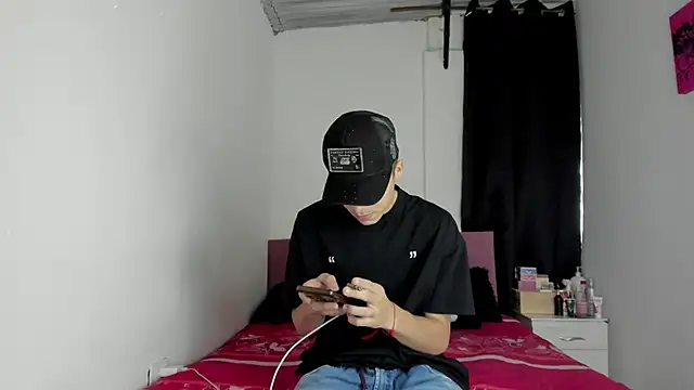 HeellBoy  online show from 18, 3, 2026