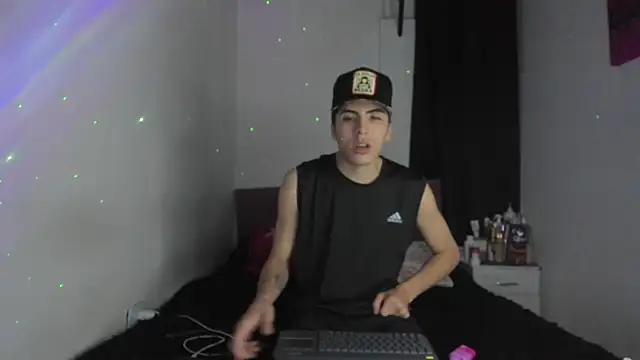 HeellBoy  online show from 30, 4, 2026