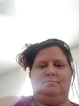 Snapshot of staceysmomfow chatting on 1, 1, 2025 staceysmomfow online show from 1, 1, 2025