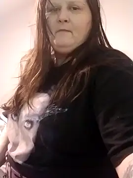 Snapshot of staceysmomfow chatting on 5, 1, 2025 staceysmomfow online show from 5, 1, 2025