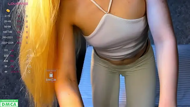 Snapshot of xteona chatting on 18, 9, 2025 xteona online show from 18, 9, 2025