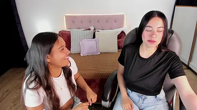 Icysweetcam online show from 2, 11, 2025