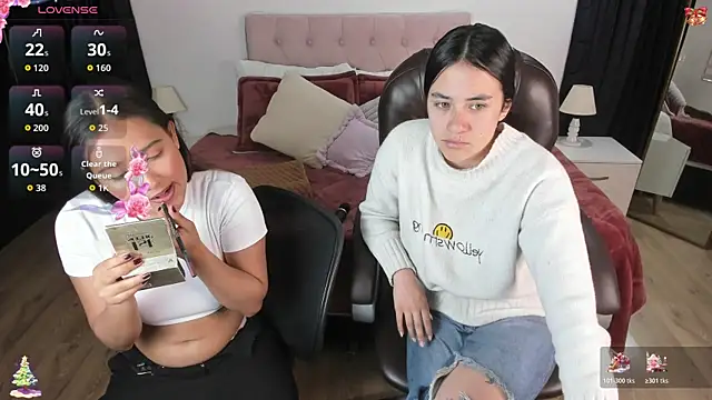 Icysweetcam online show from 8, 11, 2025