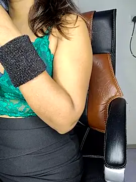 Snapshot of Black-Pearll chatting on 28, 2, 2025 Black-Pearll online show from 28, 2, 2025