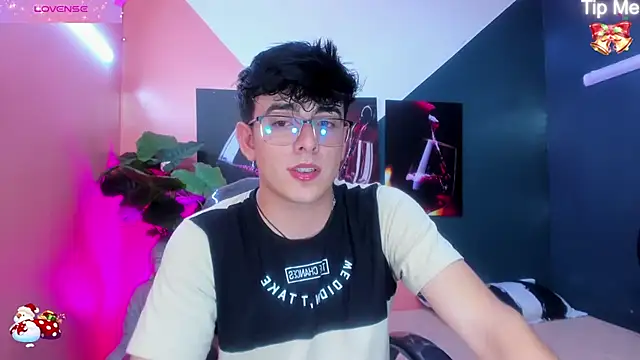 nolan twink1 online show from 13, 12, 2024