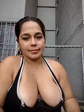 LaurenWelly  online show from 20, 2, 2026