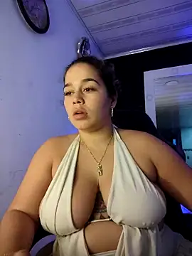 LaurenWelly  online show from 16, 3, 2026