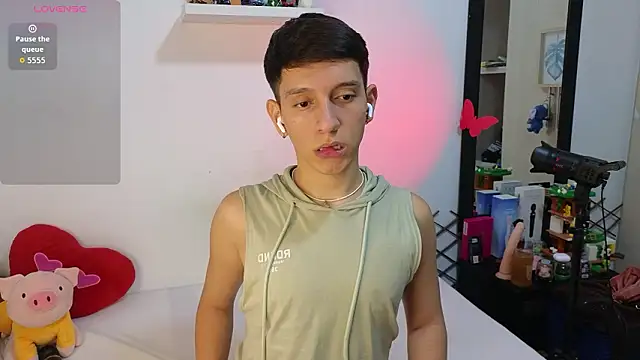 milky  boy  online show from 4, 2, 2026