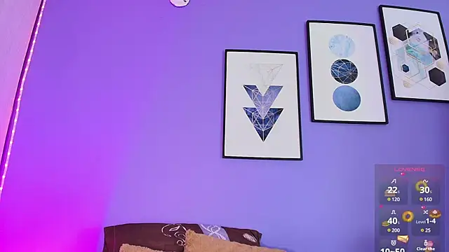 candyy bella online show from 20, 1, 2025