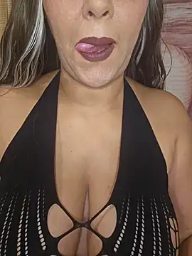 Foxlady2271 online show from 14, 12, 2024