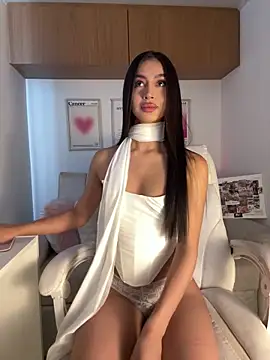 Snapshot of maddy_bronw_ chatting on 17, 6, 2026 maddy bronw online show from 17, 6, 2026