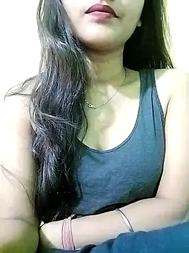 MISSQUEEN48 online show from 15, 2, 2025