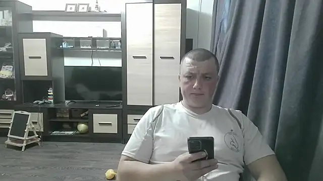 Snapshot of gamblingbum chatting on 29, 4, 2026 gamblingbum online show from 29, 4, 2026