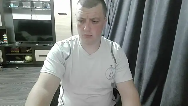 Snapshot of gamblingbum chatting on 29, 4, 2026 gamblingbum online show from 29, 4, 2026