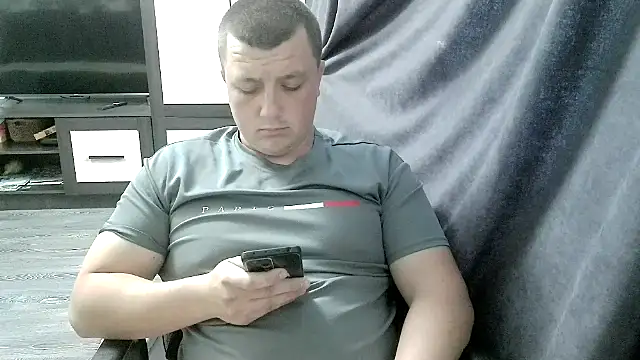 Snapshot of gamblingbum chatting on 11, 5, 2026 gamblingbum online show from 11, 5, 2026