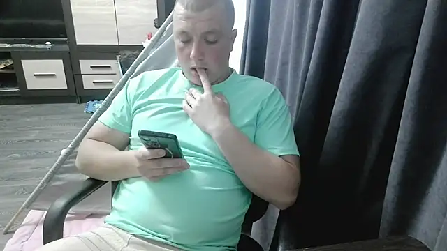 Snapshot of gamblingbum chatting on 20, 5, 2026 gamblingbum online show from 20, 5, 2026