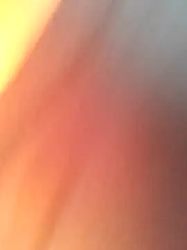 Snapshot of Wild-Honey chatting on 12, 1, 2025 Wild-Honey online show from 12, 1, 2025