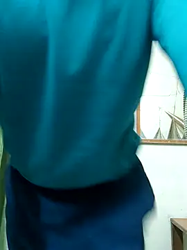 Snapshot of Wild-Honey chatting on 3, 3, 2025 Wild-Honey online show from 3, 3, 2025