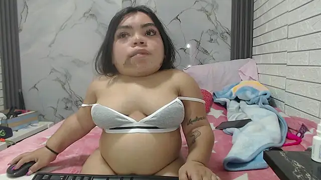 Snapshot of Michelle_Brooks chatting on 10, 3, 2025 Michelle Brooks online show from 10, 3, 2025