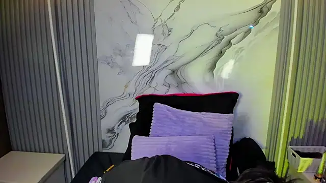 venusowen  online show from 6, 4, 2026