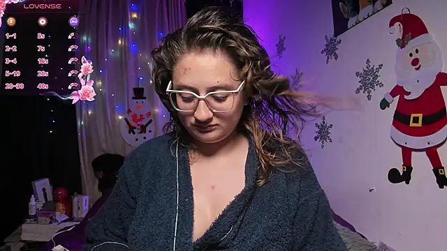 Snapshot of AnnieBigBoobs chatting on 5, 12, 2024 AnnieBigBoobs online show from 5, 12, 2024