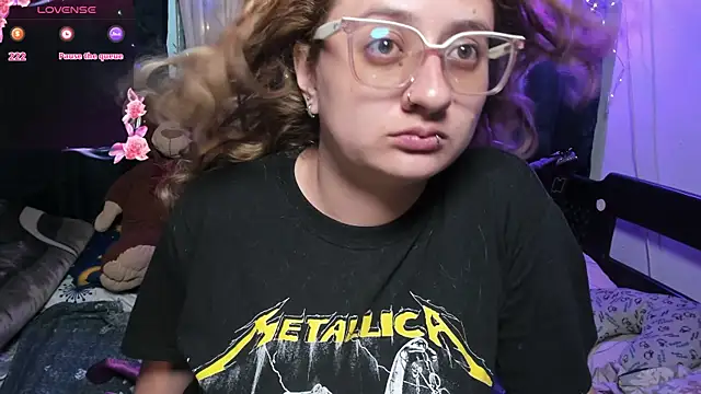 Snapshot of AnnieBigBoobs chatting on 20, 2, 2025 AnnieBigBoobs online show from 20, 2, 2025