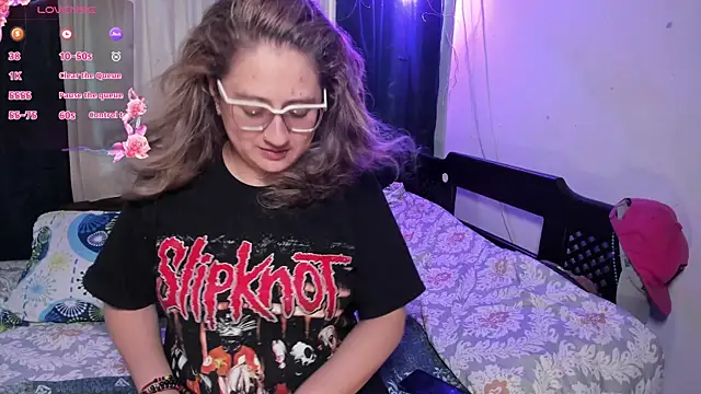 Snapshot of AnnieBigBoobs chatting on 13, 3, 2025 AnnieBigBoobs online show from 13, 3, 2025