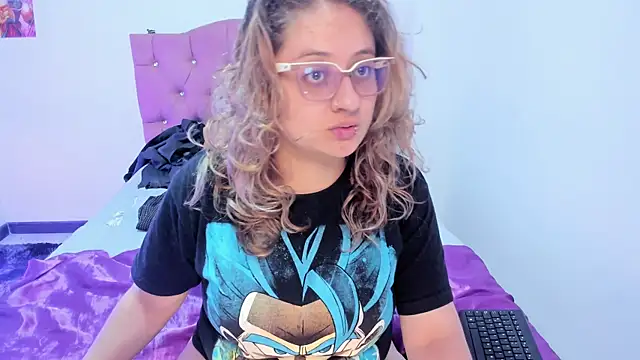 AnnieBigBoobs online show from 15, 12, 2025