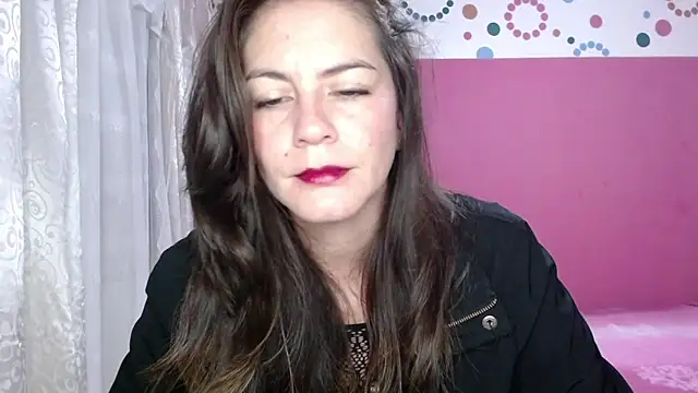 Snapshot of Hanny_24 chatting on 5, 5, 2026 Hanny 24 online show from 5, 5, 2026