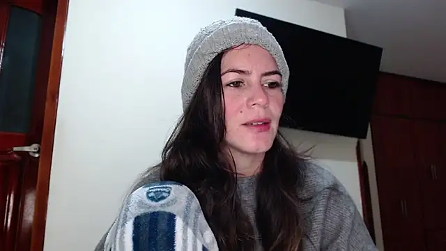 Snapshot of Hanny_24 chatting on 19, 6, 2026 Hanny 24 online show from 19, 6, 2026