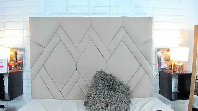 Isis Osman online show from 13, 1, 2025