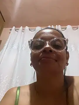 Snapshot of lomagata chatting on 9, 6, 2026 lomagata online show from 9, 6, 2026