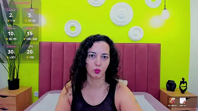 Linda Insatiable online show from 9, 4, 2026