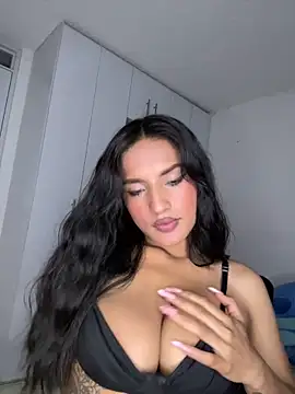 Snapshot of Dulceeany chatting on 4, 12, 2024 Dulceeany online show from 4, 12, 2024