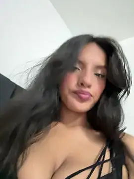 Snapshot of Dulceeany chatting on 8, 1, 2025 Dulceeany online show from 8, 1, 2025