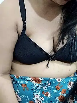 Snapshot of Urmila_bhabhii chatting on 15, 6, 2026 Urmila bhabhii online show from 15, 6, 2026
