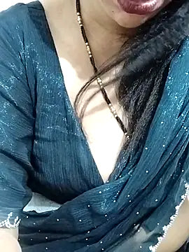 Snapshot of Urmila_bhabhii chatting on 16, 6, 2026 Urmila bhabhii online show from 16, 6, 2026