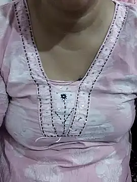 Snapshot of Urmila_bhabhii chatting on 25, 6, 2026 Urmila bhabhii online show from 25, 6, 2026
