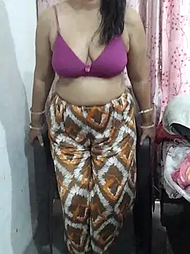 Snapshot of Urmila_bhabhii chatting on 2, 7, 2026 Urmila bhabhii online show from 2, 7, 2026