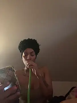 butterflybootyy online show from 9, 12, 2024