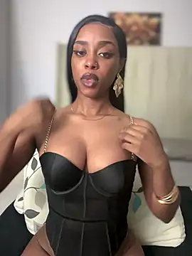 Snapshot of BhadBhad_Kitty chatting on 19, 9, 2025 BhadBhad Kitty online show from 19, 9, 2025