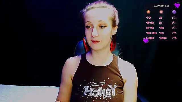 Snapshot of AgathaNoxe chatting on 5, 12, 2024 AgathaNoxe online show from 5, 12, 2024