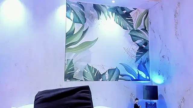 MelaniieRoux online show from 16, 4, 2026